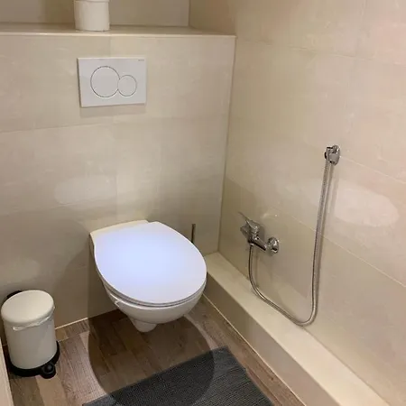 Aachener Weiher Homestay